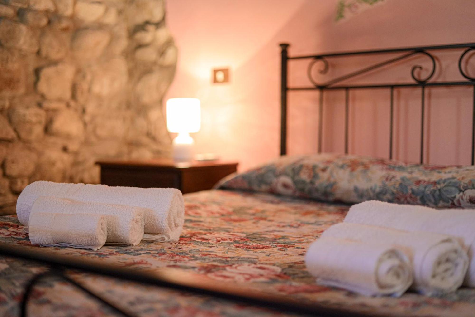 Agriturismo Il Pozzo Казал Велино Екстериор снимка