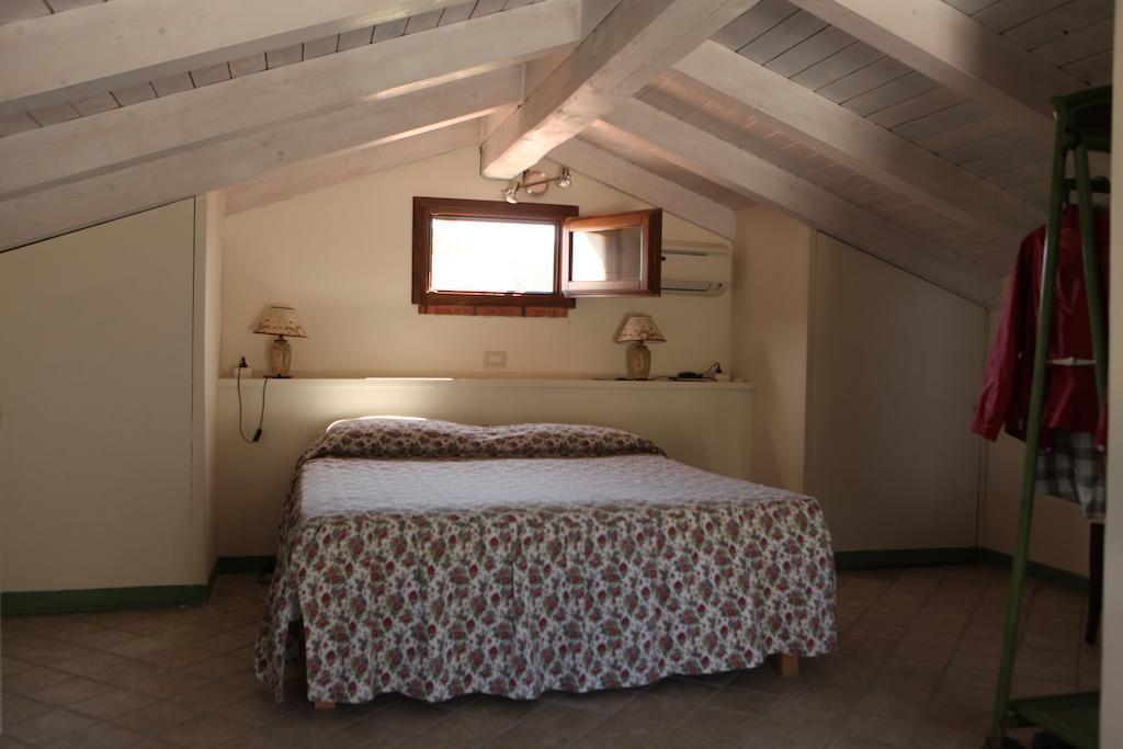 Agriturismo Il Pozzo Казал Велино Екстериор снимка